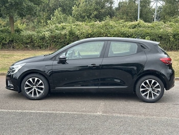 Used Renault Clio 2022 for sale - 75765494: Photo
