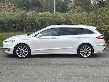 Used Ford Mondeo 2016 for sale - 76334014: Photo 2