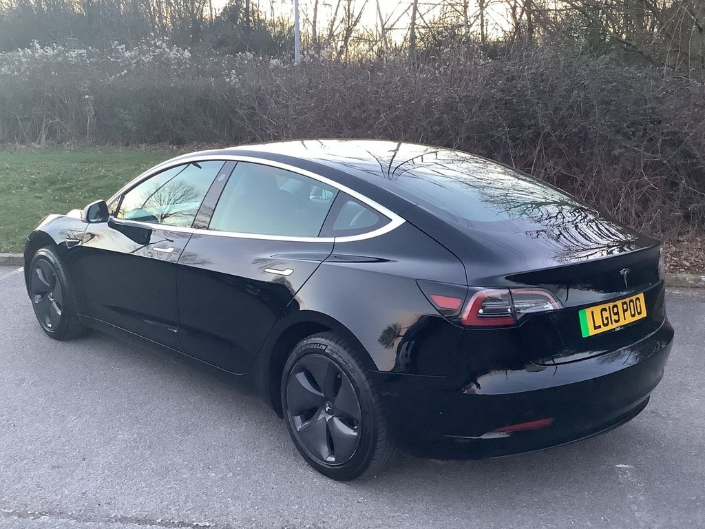 Used Tesla Model 3 2019 for sale - 77719547: Photo 3