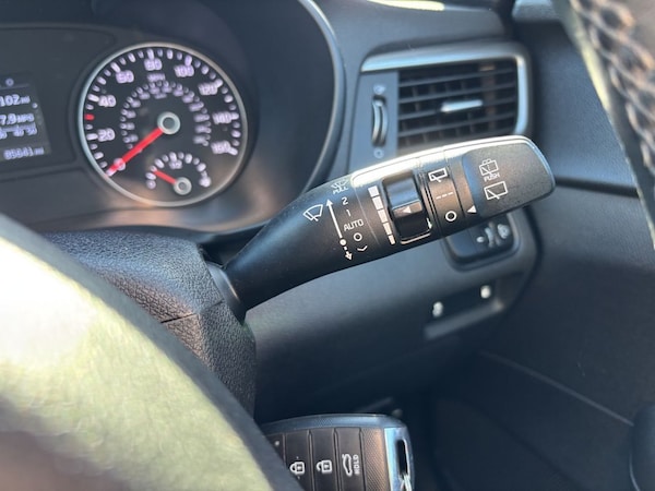 Used Kia Optima 2018 for sale - 76185338: Photo 16