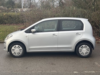 Used Volkswagen up! 2015 for sale - 76883777: Photo