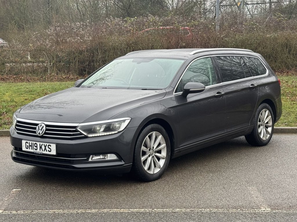 Used Volkswagen Passat 2019 for sale - 77407847: Photo 1