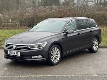 Used Volkswagen Passat 2019 for sale - 77407847: Photo