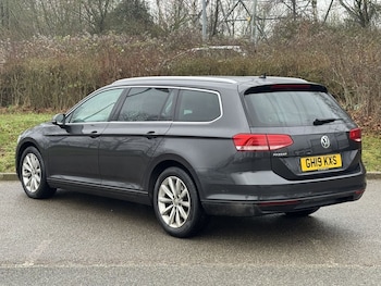 Used Volkswagen Passat 2019 for sale - 77407847: Photo