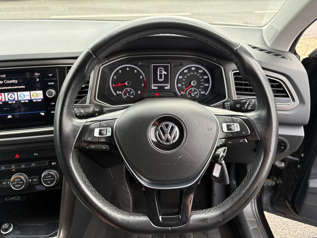 Used Volkswagen T-Roc 2018 for sale - 77262980: Photo 12