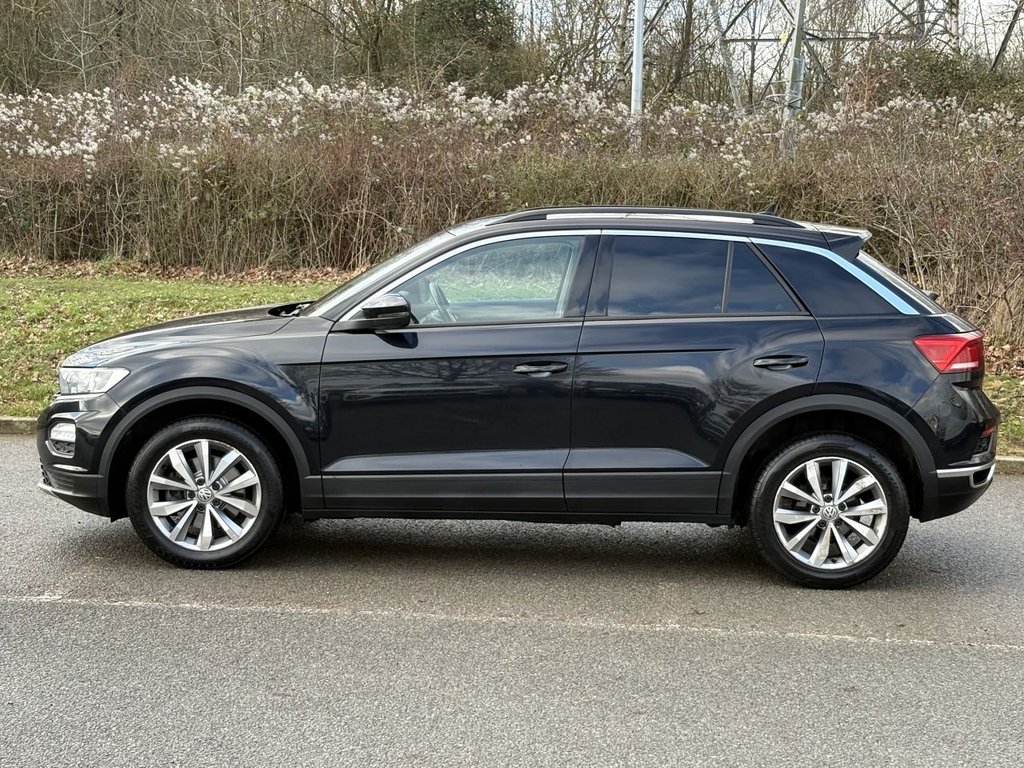 Used Volkswagen T-Roc 2018 for sale - 77262980: Photo 2