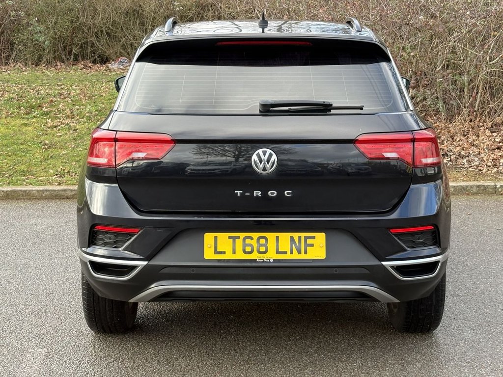 Used Volkswagen T-Roc 2018 for sale - 77262980: Photo 4