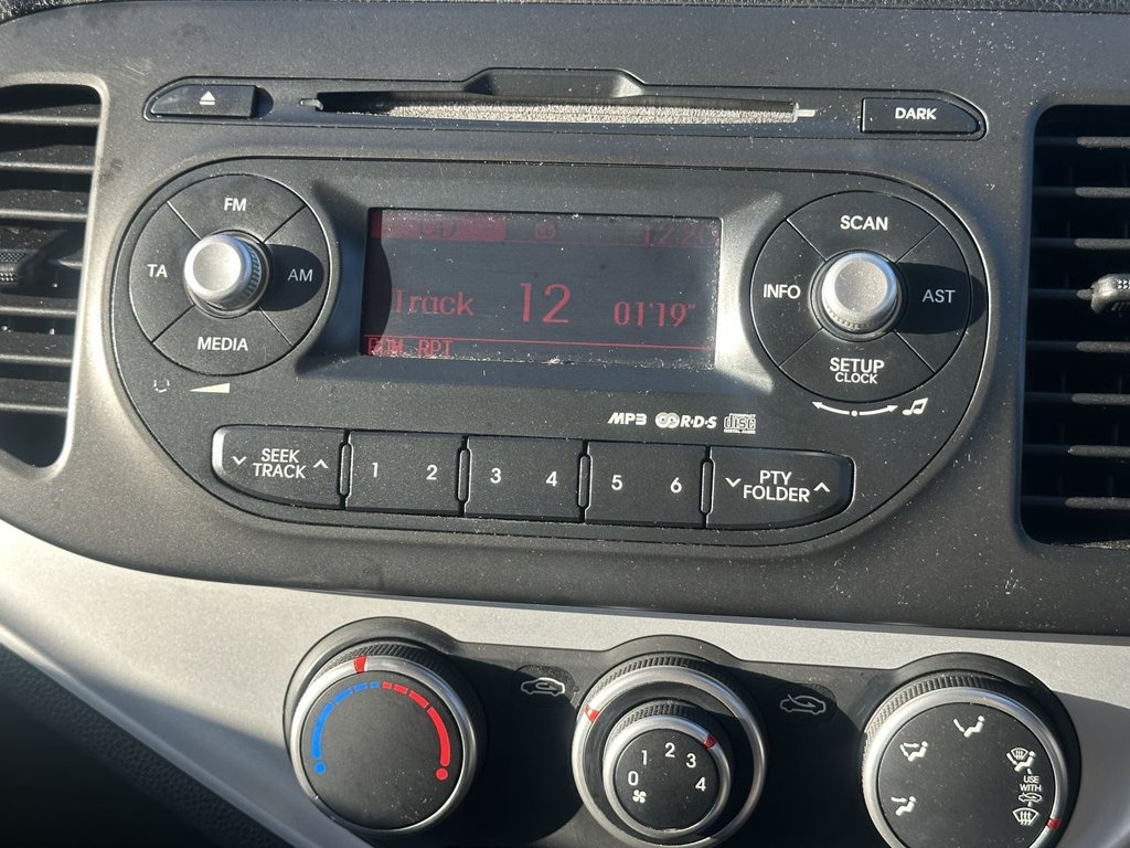 Used Kia Picanto 2015 for sale - 76783382: Photo 16