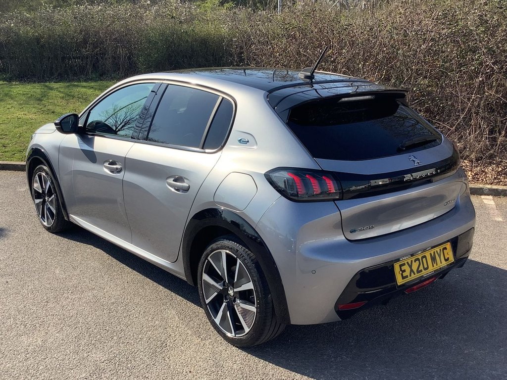 Used Peugeot 208 2020 for sale - 77952280: Photo 3