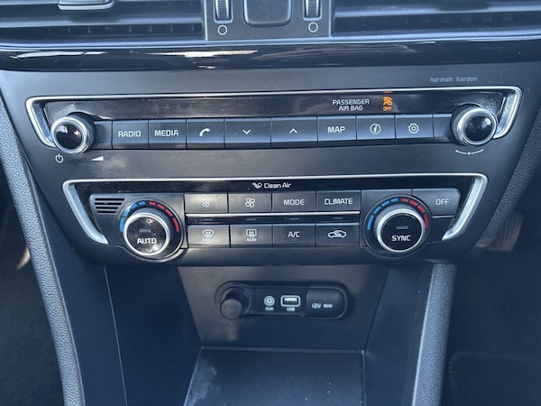 Used Kia Optima 2017 for sale - 76185127: Photo 15