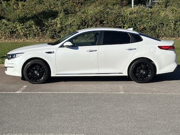 Used Kia Optima 2017 for sale - 76185127: Photo 2