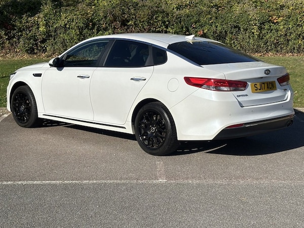Used Kia Optima 2017 for sale - 76185127: Photo 3