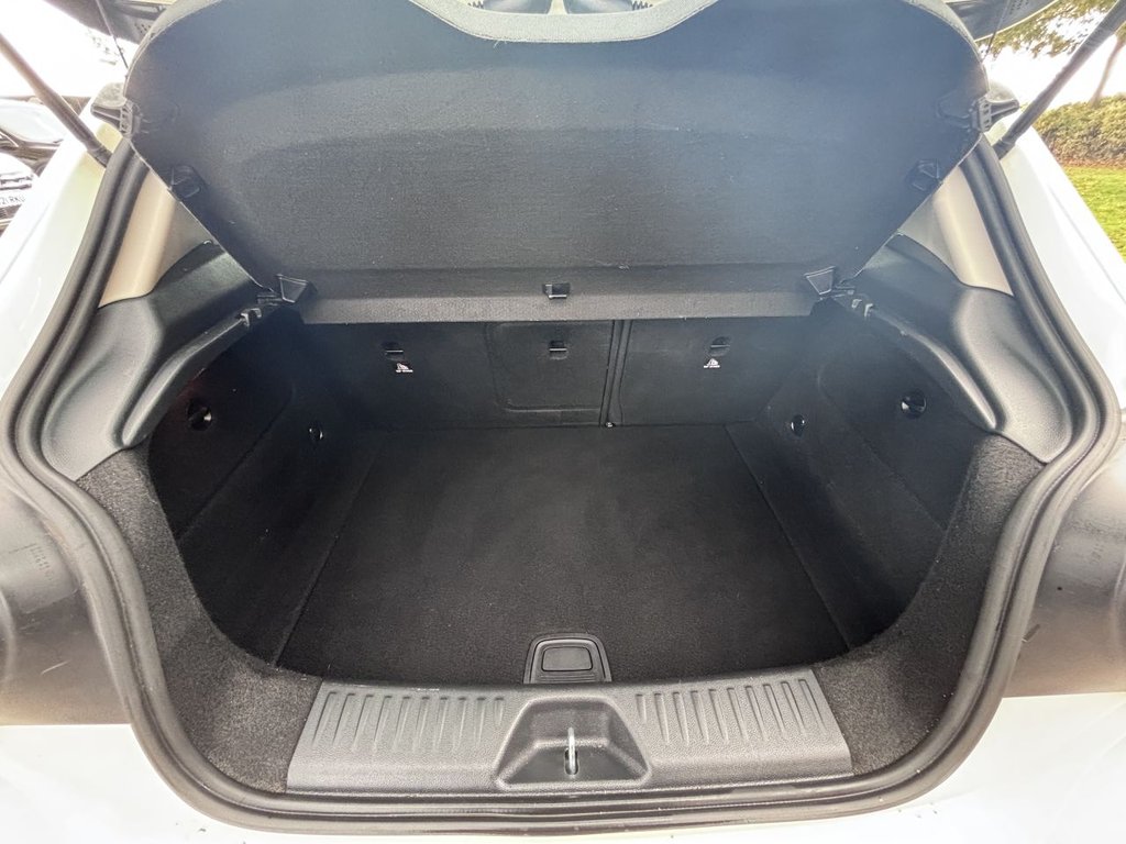 Used Mercedes-Benz A-Class 2018 for sale - 76385981: Photo 11