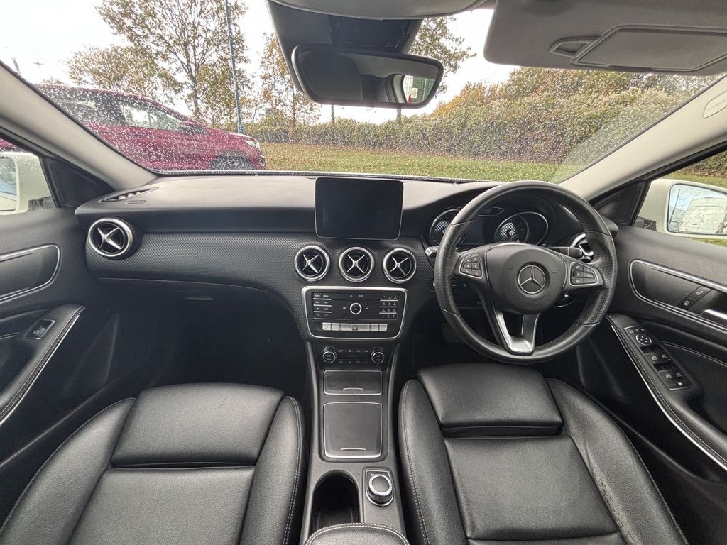 Used Mercedes-Benz A-Class 2018 for sale - 76385981: Photo 9