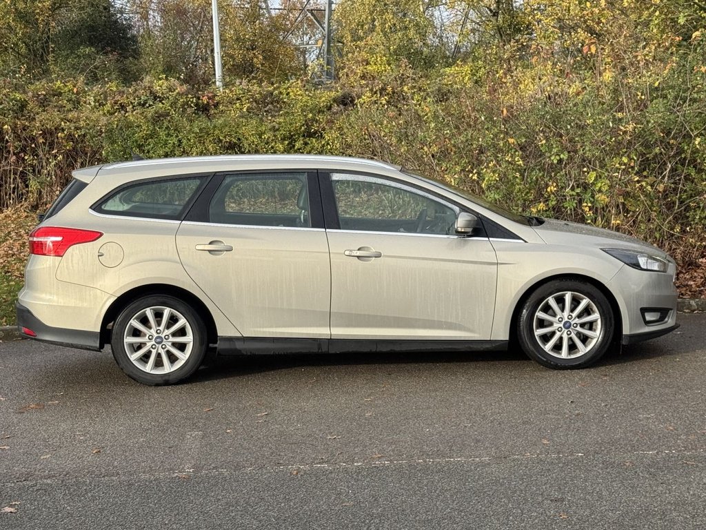 Used Ford Focus 2017 for sale - 76547208: Photo 6