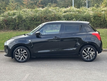Used Suzuki Swift 2021 for sale - 76202608: Photo 2