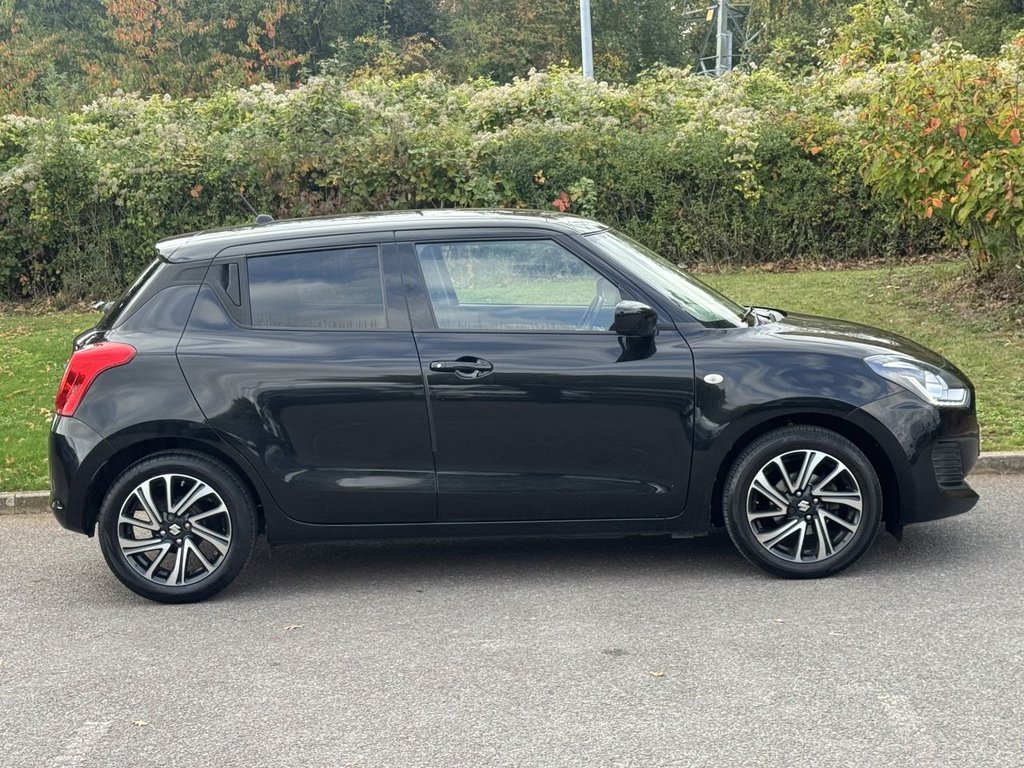 Used Suzuki Swift 2021 for sale - 76202608: Photo 6