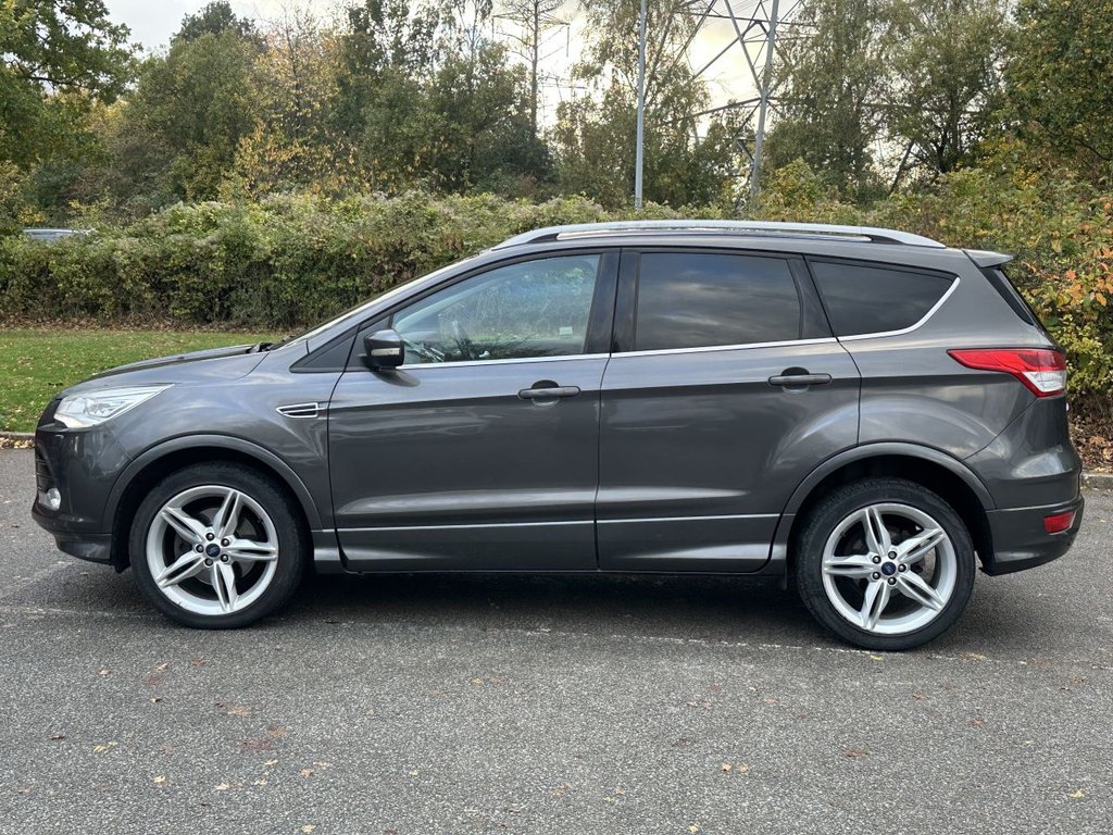 Used Ford Kuga 2015 for sale - 76356314: Photo 2