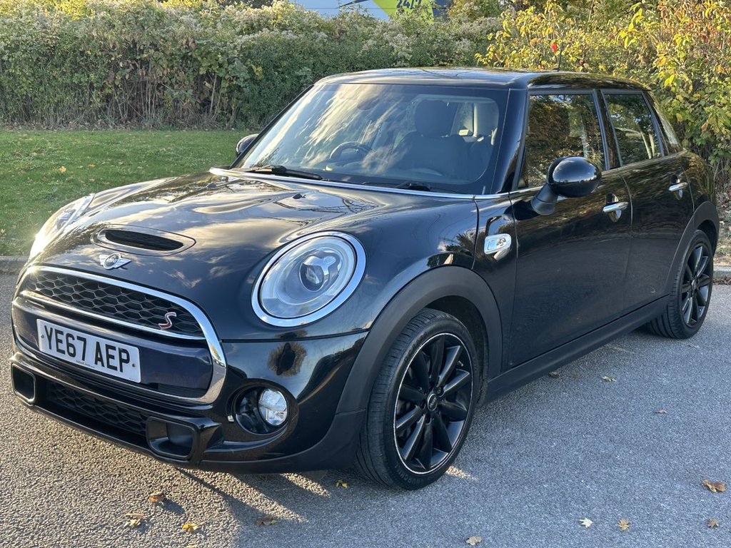 Used MINI Hatch 2017 for sale - 76367479: Photo 1