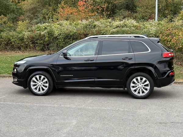 Used Jeep Cherokee 2018 for sale - 76279399: Photo 2