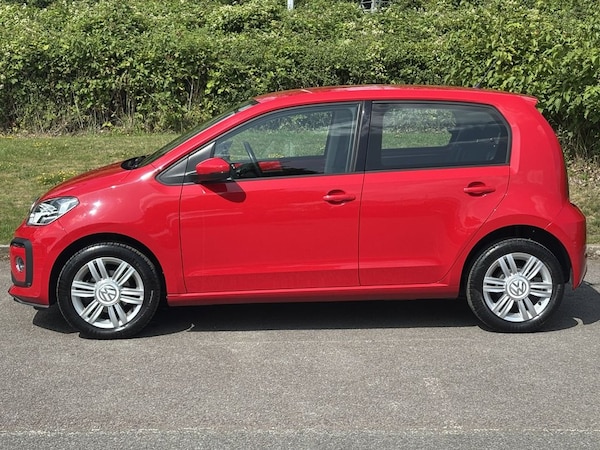 Used Volkswagen up! 2018 for sale - 75359463: Photo 2