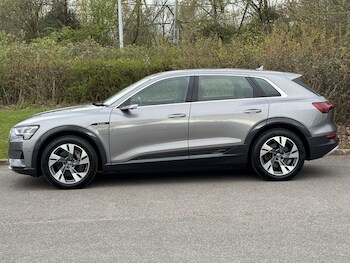 Used Audi e-tron 2020 for sale - 78263219: Photo