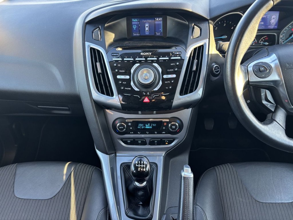 Used Ford Focus 2012 for sale - 76698310: Photo 12