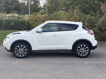 Used Nissan Juke 2017 for sale - 76210077: Photo 2