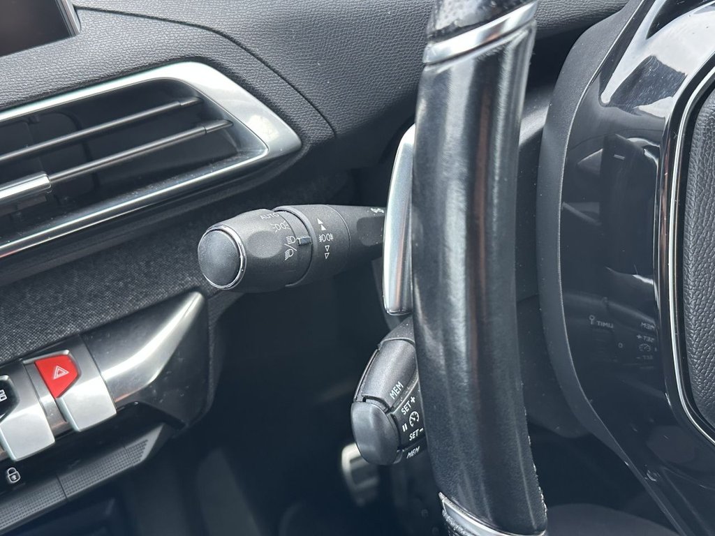 Used Peugeot 3008 2017 for sale - 77121828: Photo 14