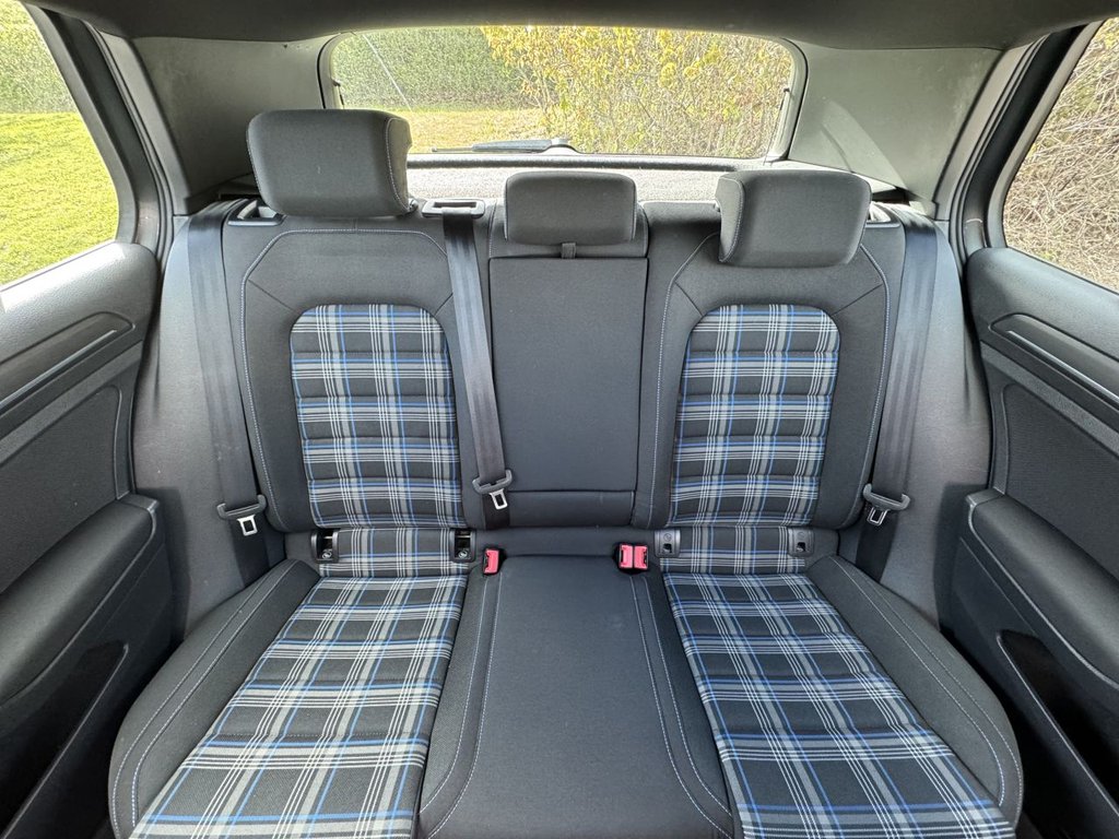 Used Volkswagen Golf 2018 for sale - 78212600: Photo 10