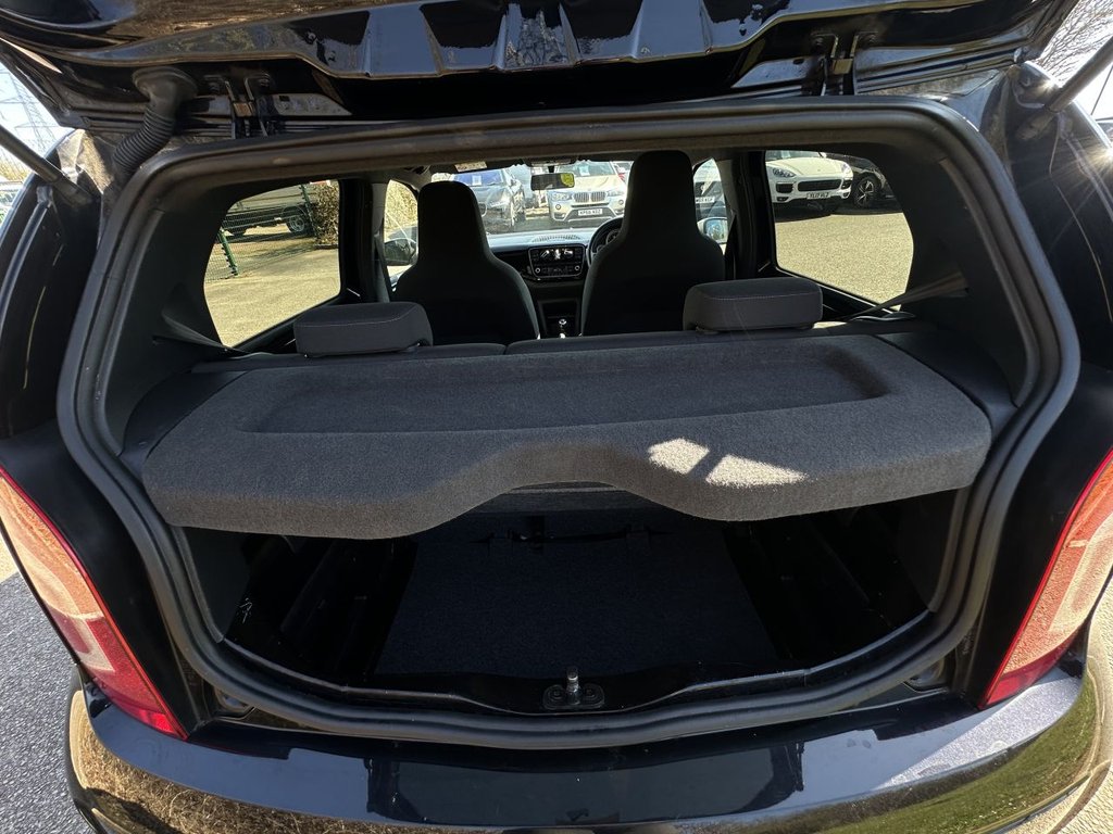 Used Volkswagen up! 2015 for sale - 77936433: Photo 11