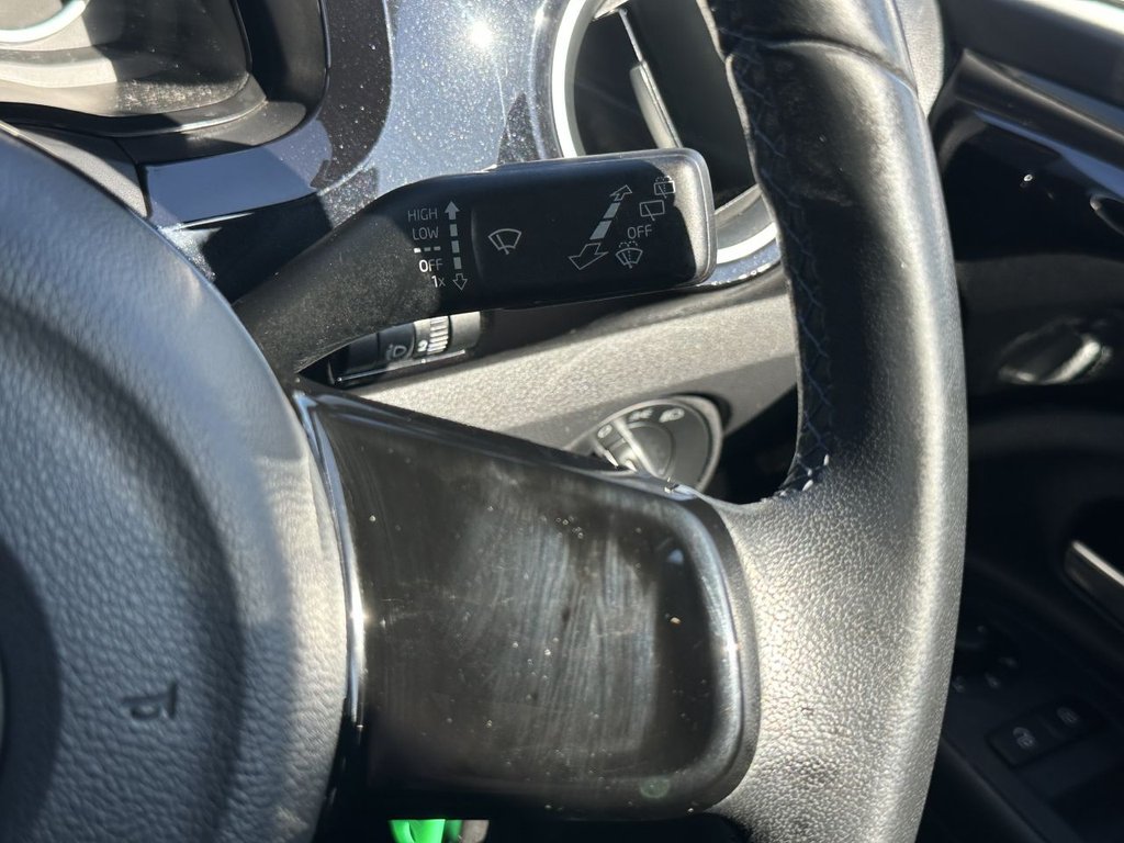 Used Volkswagen up! 2015 for sale - 77936433: Photo 14