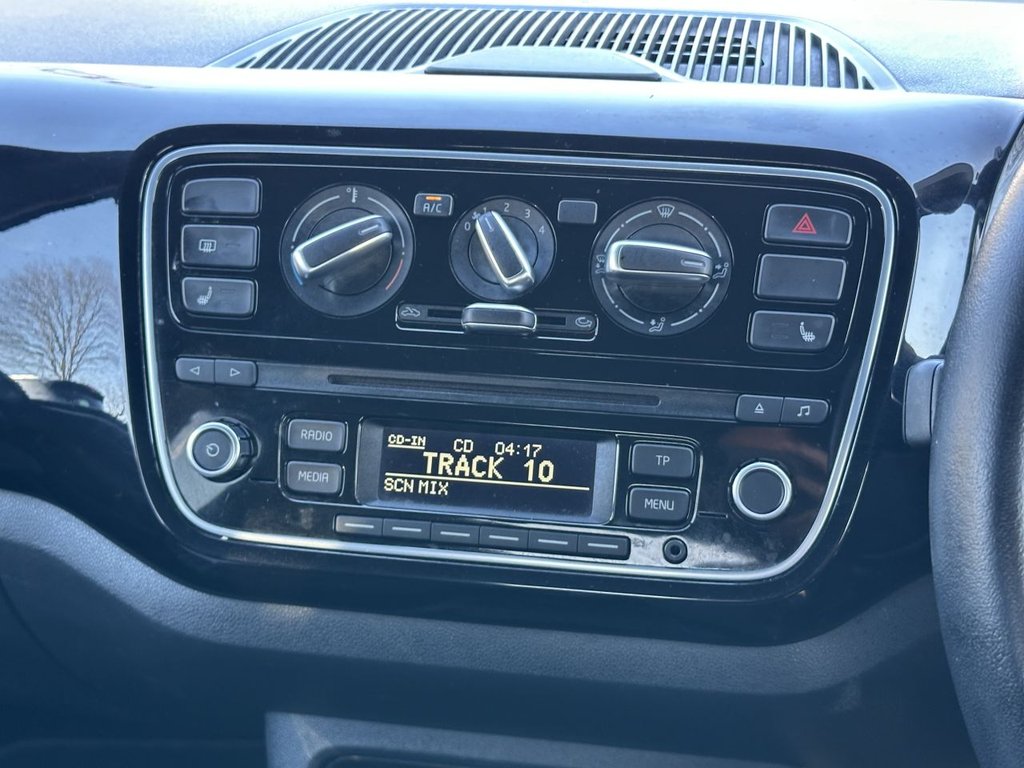 Used Volkswagen up! 2015 for sale - 77936433: Photo 16