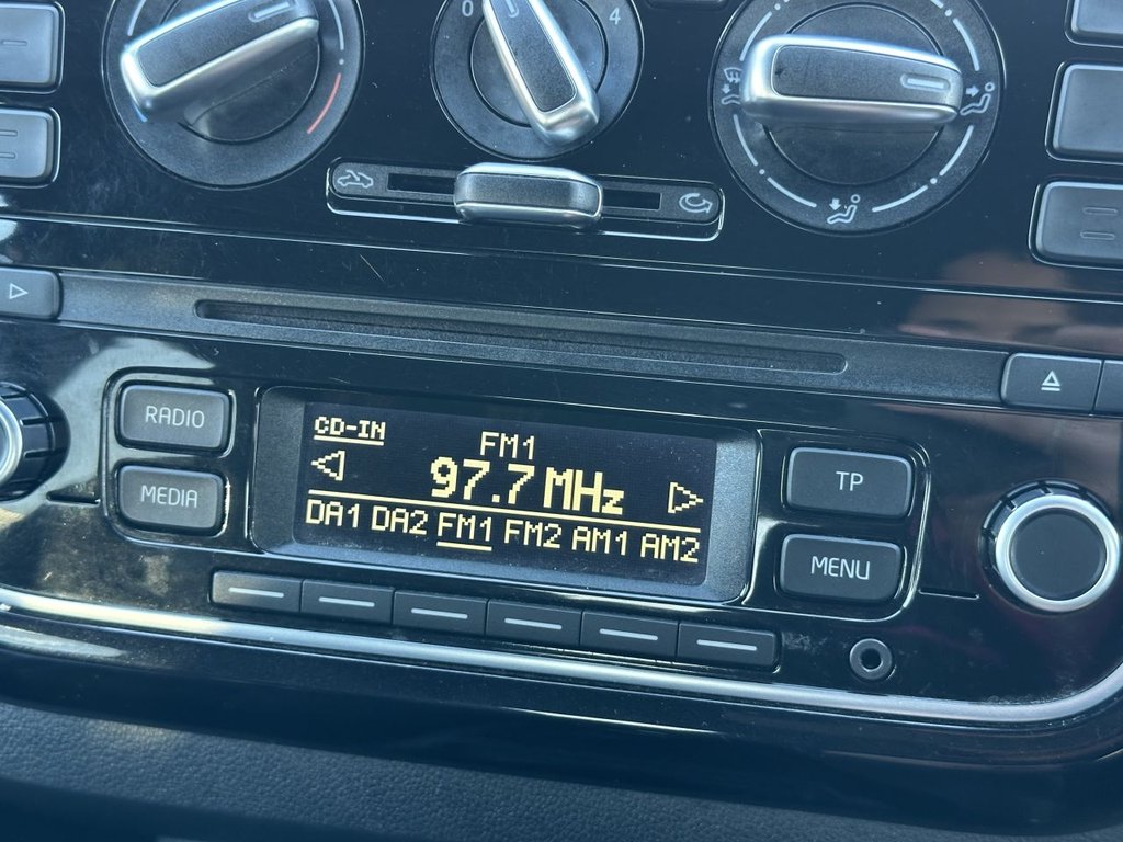 Used Volkswagen up! 2015 for sale - 77936433: Photo 18