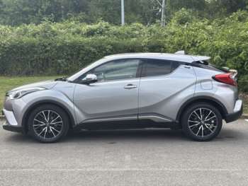 Used Toyota C-HR 2017 for sale - 75365438: Photo