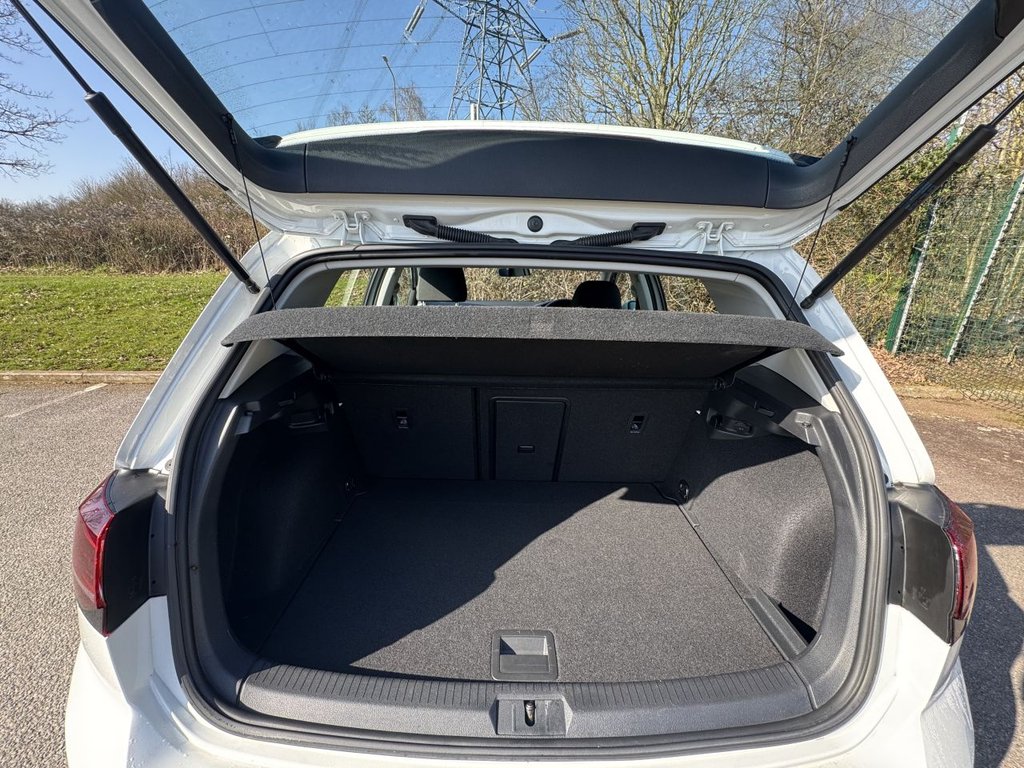 Used Volkswagen Golf 2020 for sale - 77764952: Photo 11