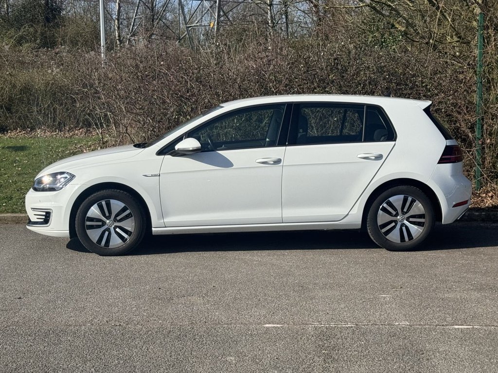 Used Volkswagen Golf 2020 for sale - 77764952: Photo 2