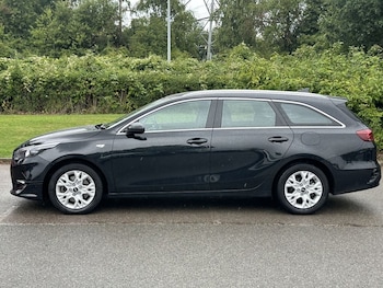 Used Kia Ceed 2022 for sale - 75443998: Photo