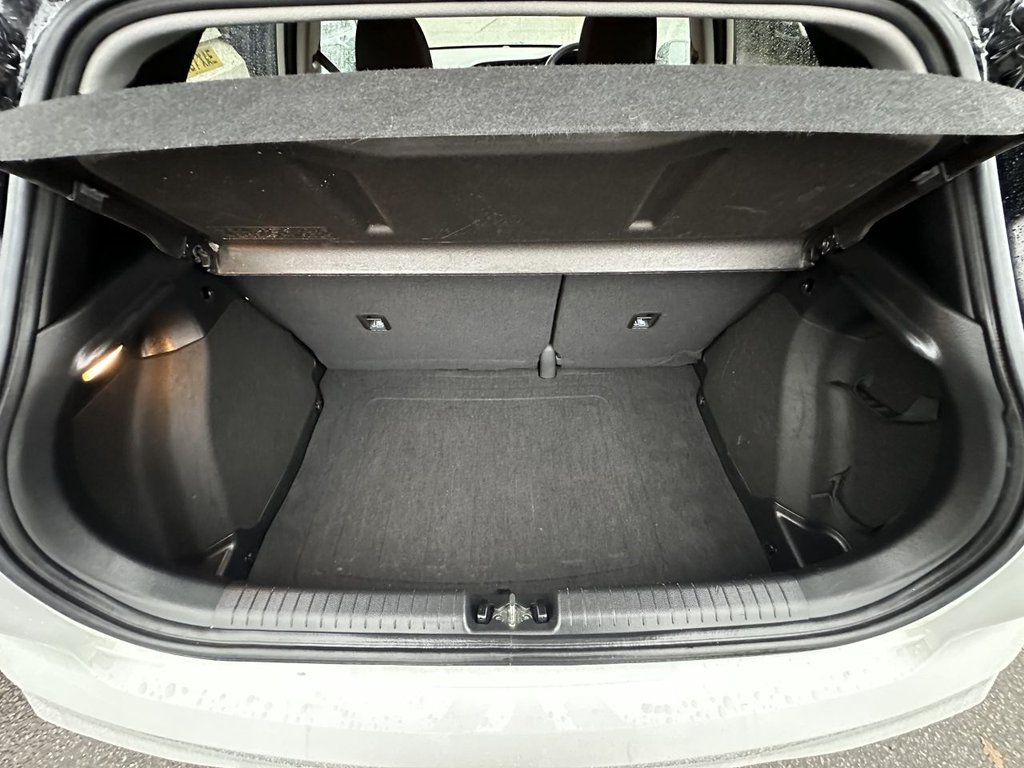 Used Hyundai i20 2019 for sale - 76582241: Photo 10