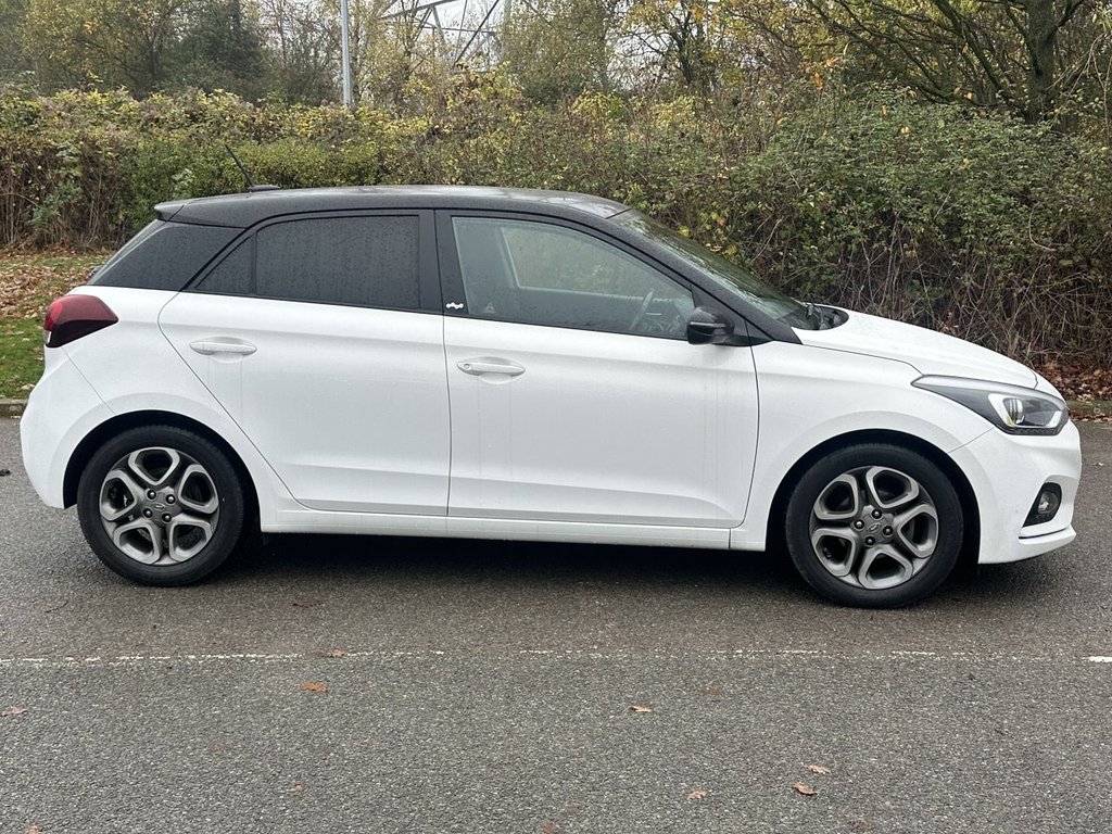 Used Hyundai i20 2019 for sale - 76582241: Photo 6