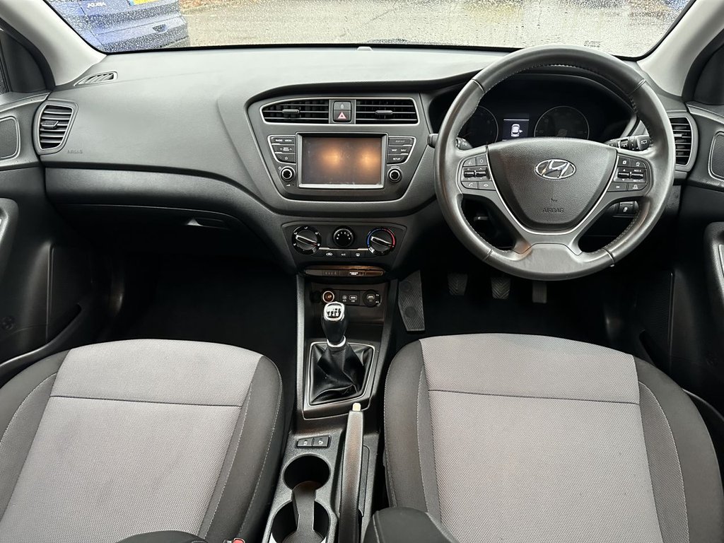 Used Hyundai i20 2019 for sale - 76582241: Photo 9