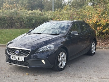 2016 (16) - D2 [120] Cross Country Lux 5dr