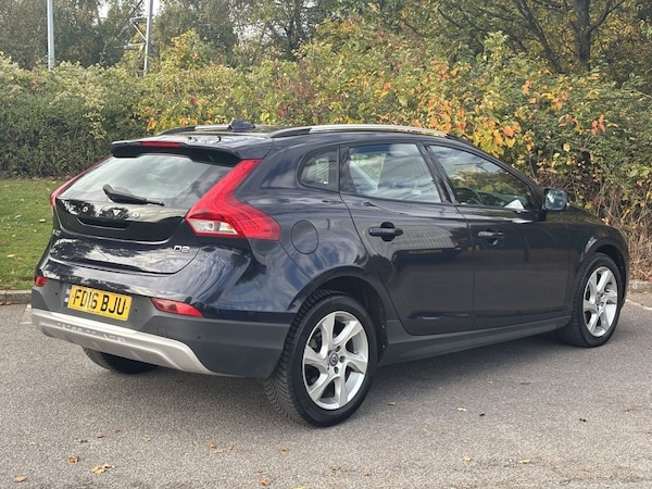 Used Volvo V40 2016 for sale - 76333250: Photo 5