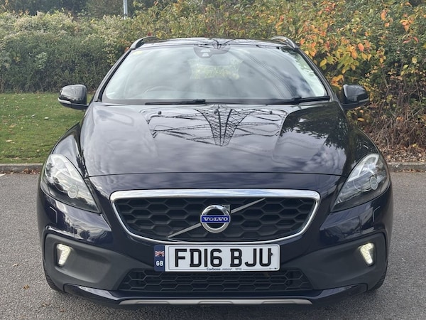 Used Volvo V40 2016 for sale - 76333250: Photo 8