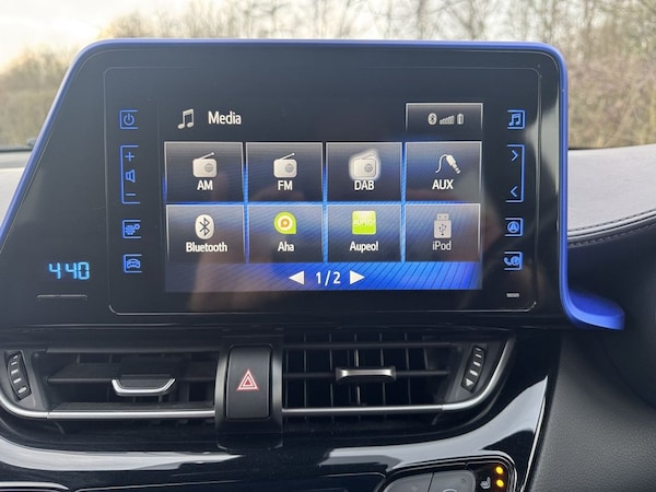 Used Toyota C-HR 2018 for sale - 73939222: Photo 18