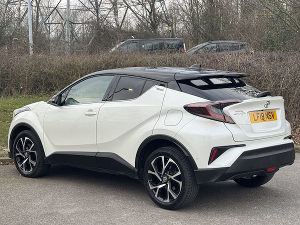 Used Toyota C-HR 2018 for sale - 73939222: Photo 3