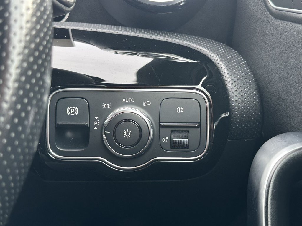 Used Mercedes-Benz A-Class 2019 for sale - 77692470: Photo 16