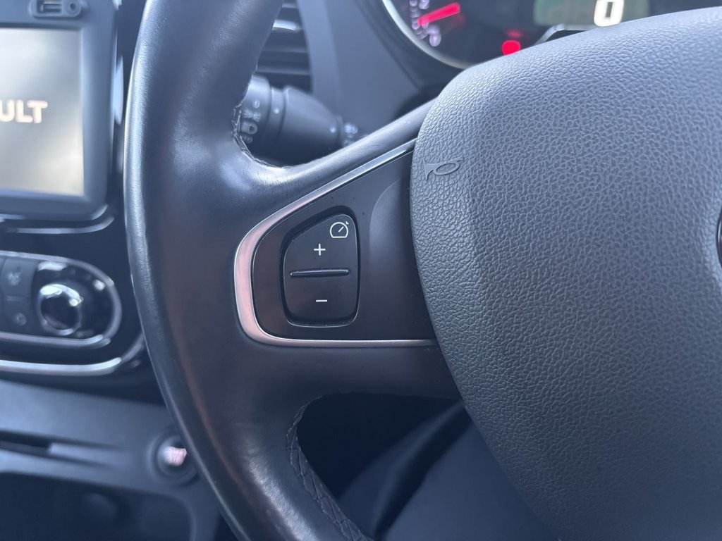 Used Renault Captur 2017 for sale - 76395868: Photo 13