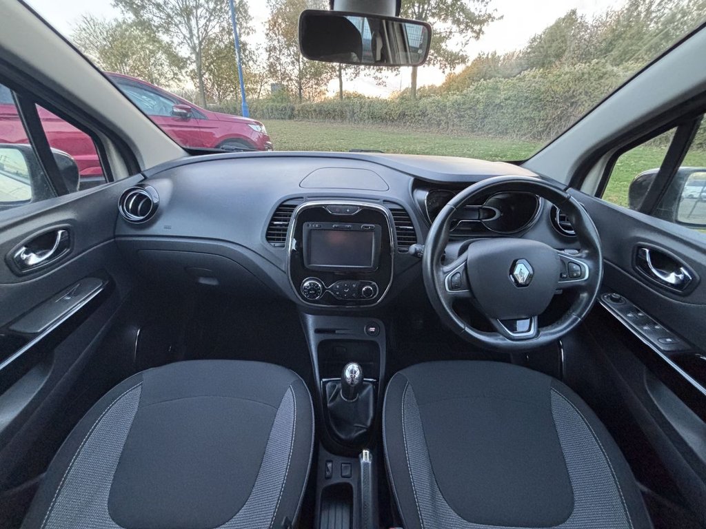 Used Renault Captur 2017 for sale - 76395868: Photo 9