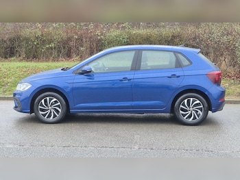 Used Volkswagen Polo 2023 for sale - 77153182: Photo